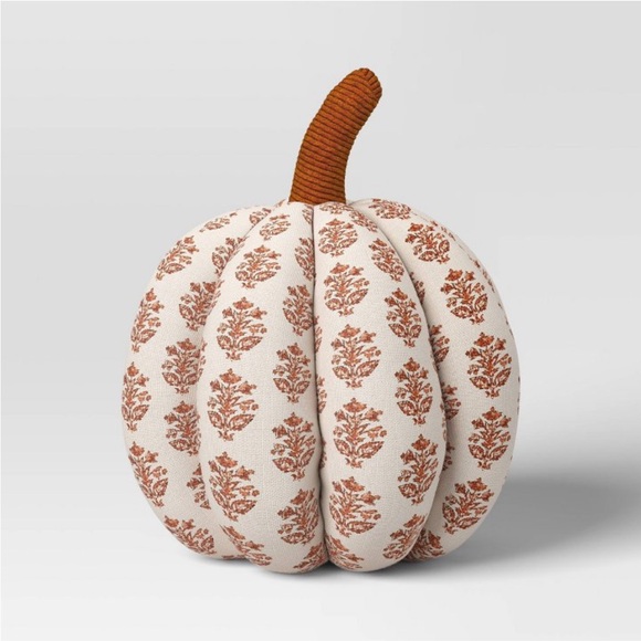 Threshold Other - Block Print Shaped Pumpkin Throw Pillow
Neutral/Orange - Threshold